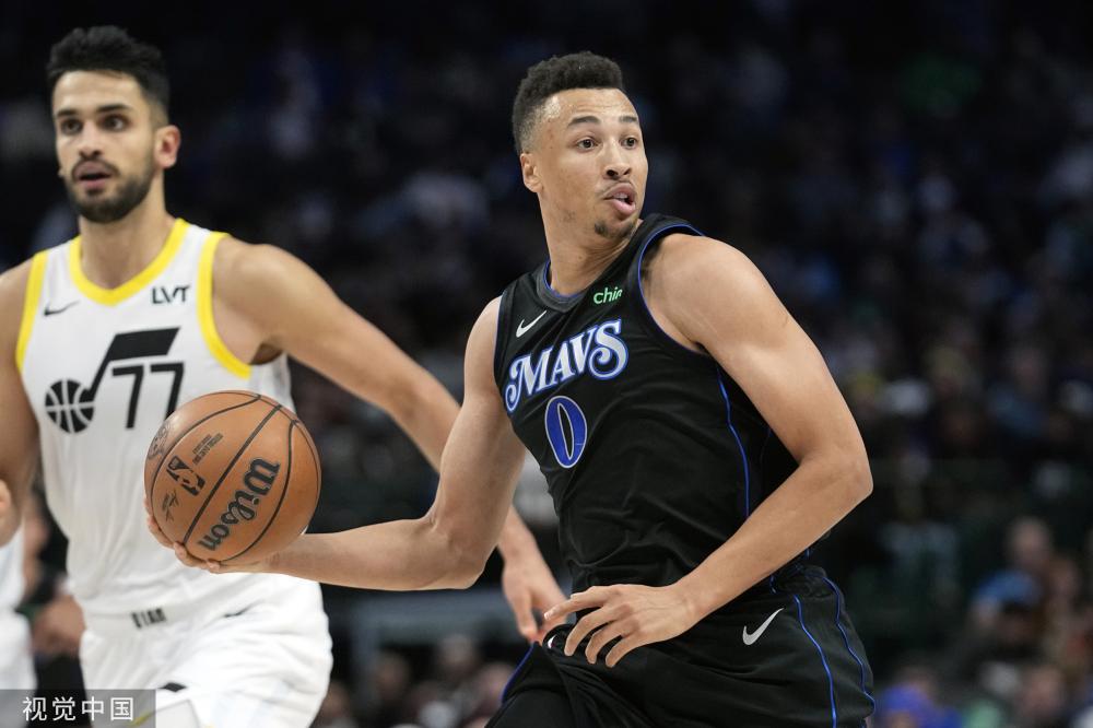 向前迈进一 向前迈进一